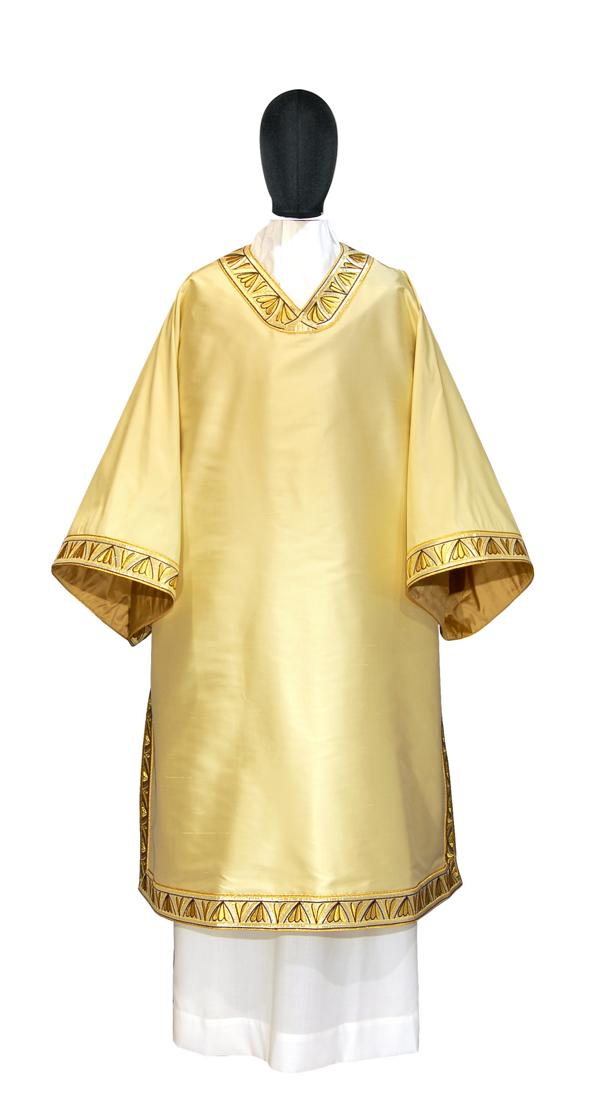 Dalmatica bianca D162M7