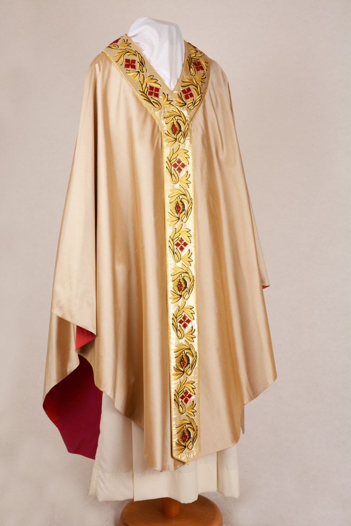 Casula C146 Bianca Pura Seta Stolone Ricamato