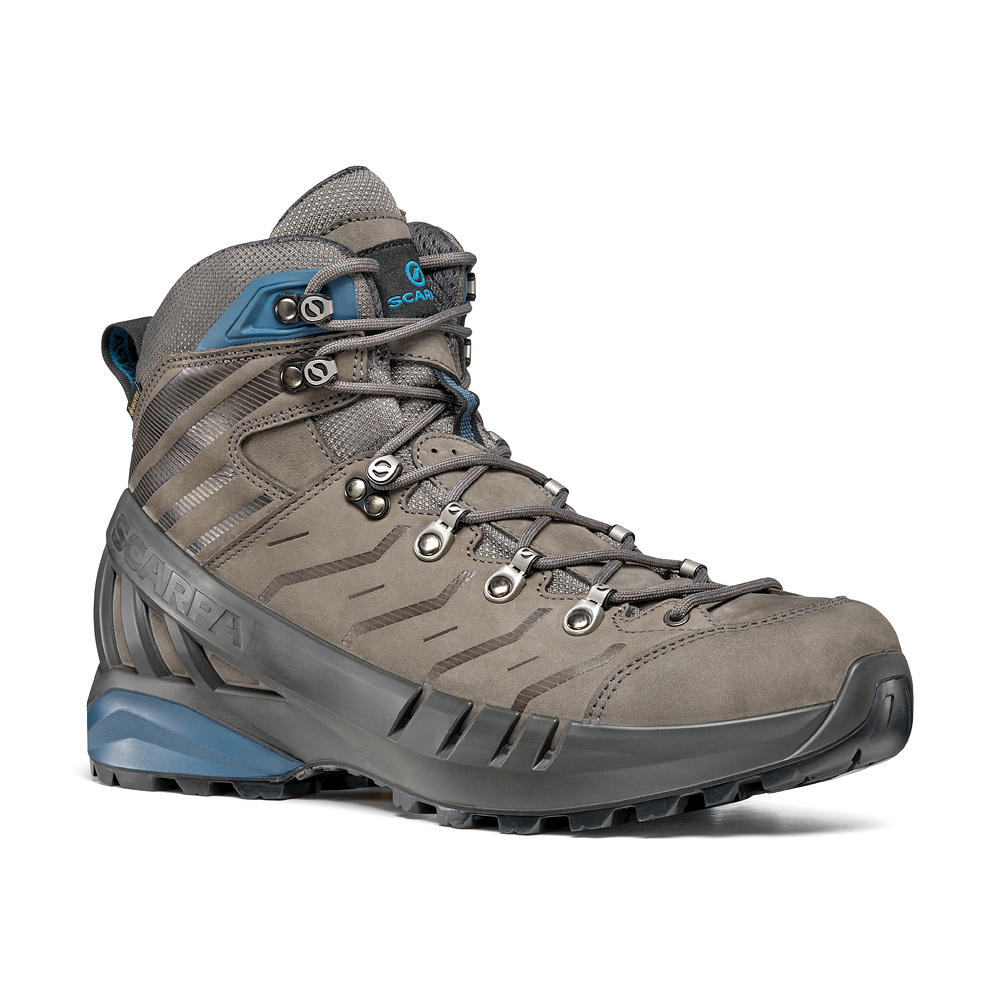 hiking shoes online