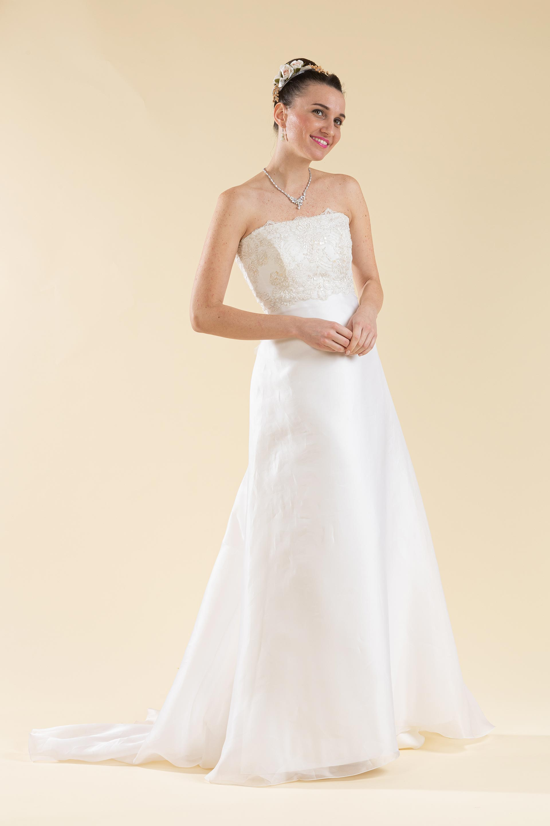 Vestiti da sposa in on sale seta