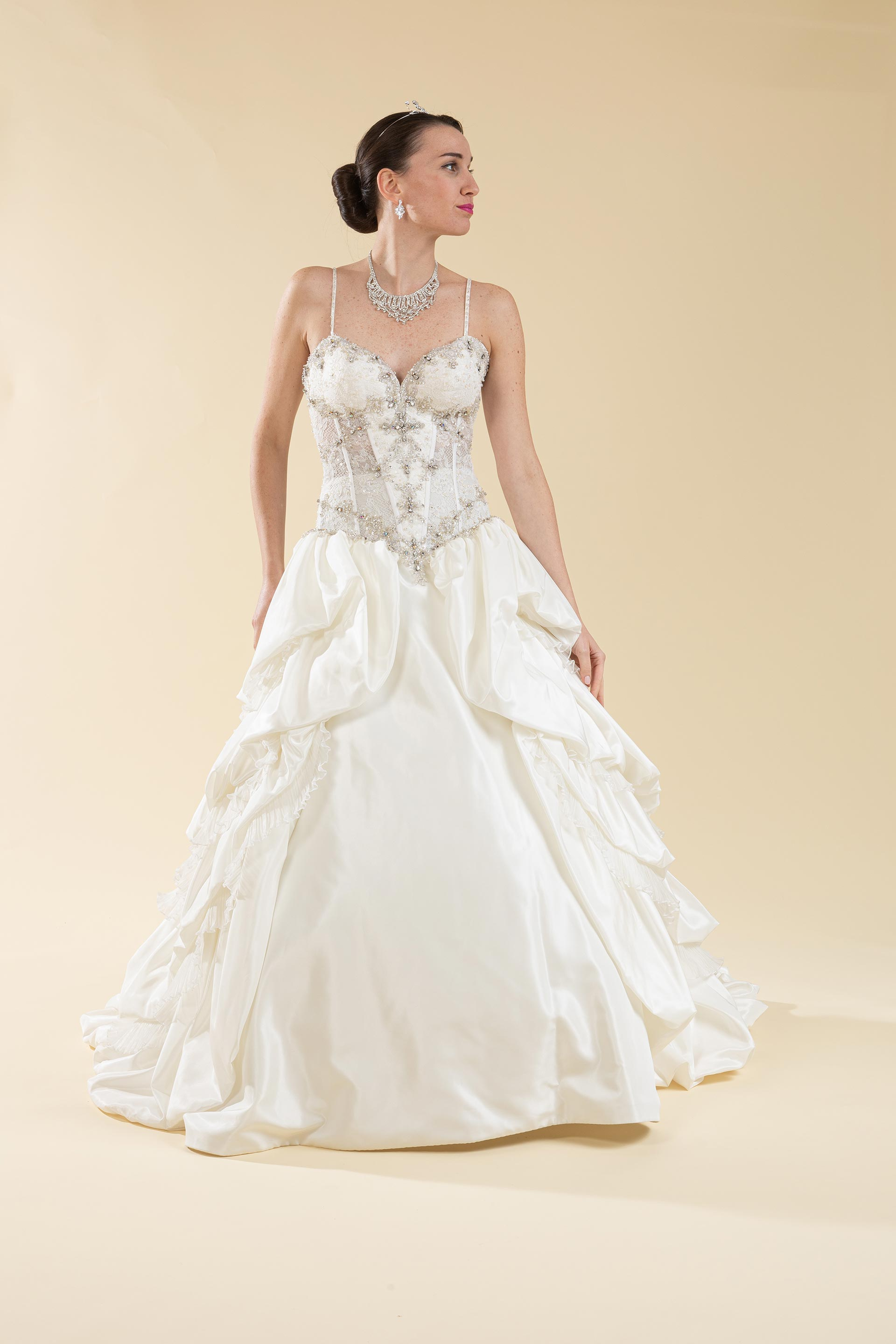 Abiti da clearance sposa con brillantini