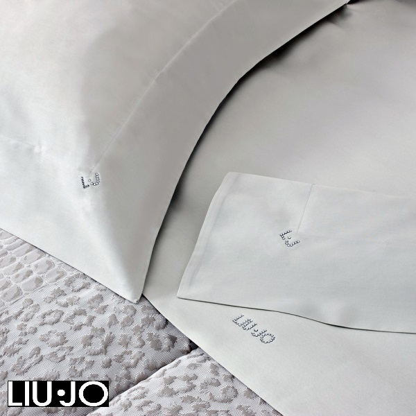 Liu on sale jo completi