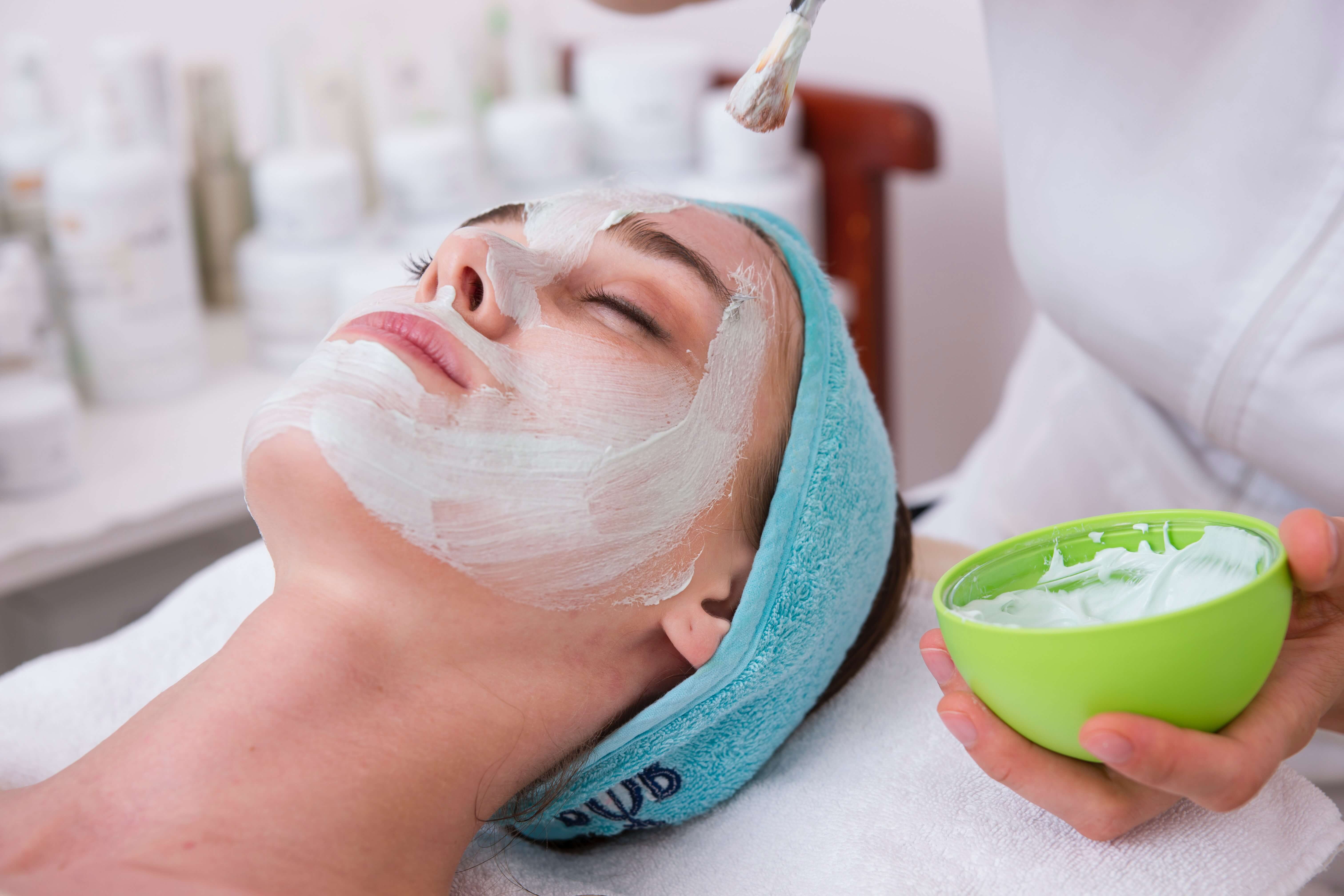 maschera viso kiwi e yogurt