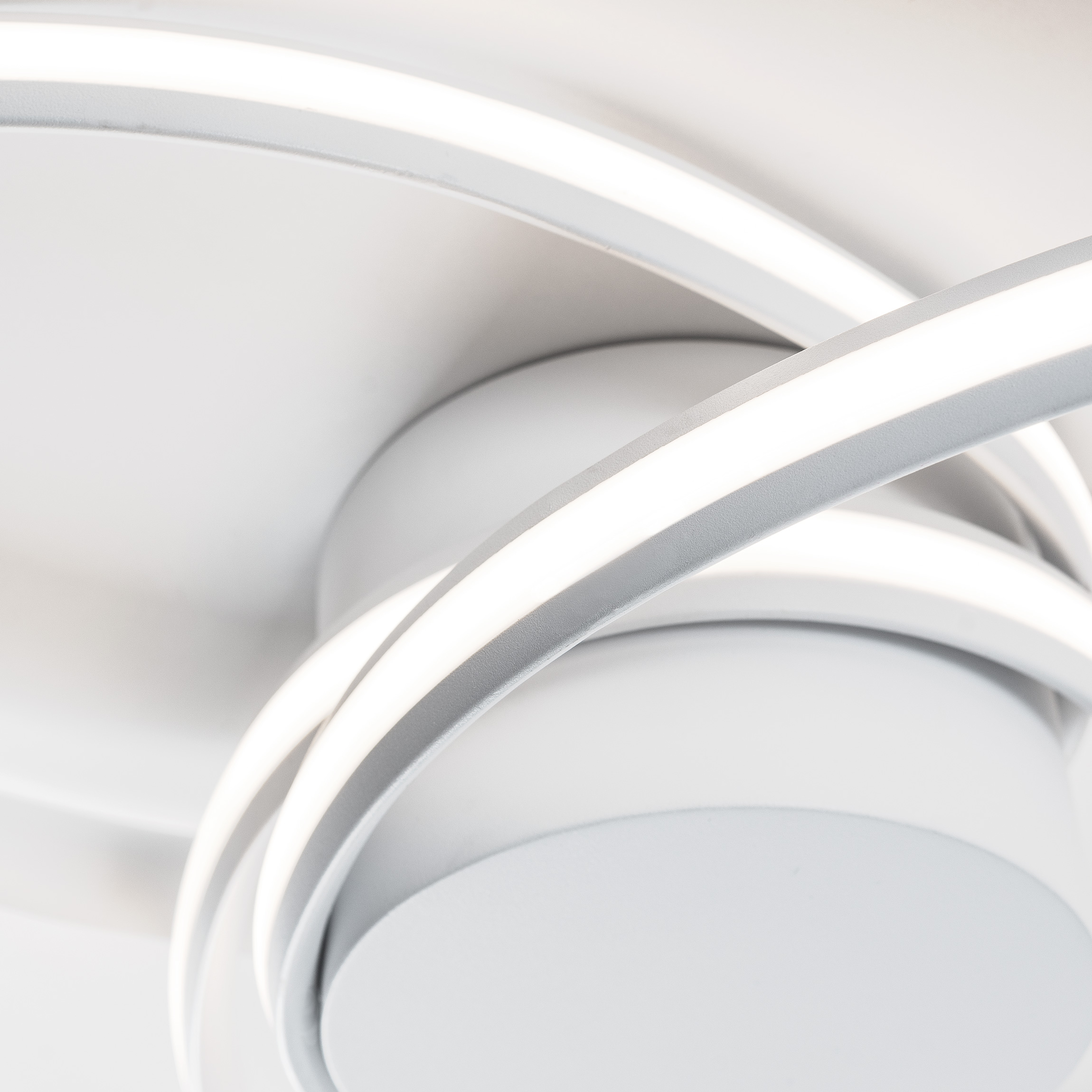 CLOVER PLAFONIERA 80 BIANCO 47W 4000K DIMMERABILE