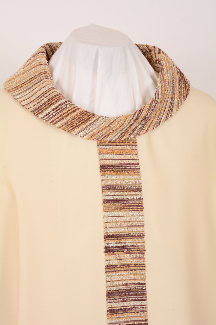 Casula Bianca CMME1RL in pura lana con Stolone in Seta greggia