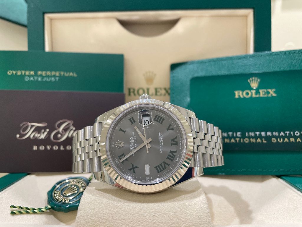 Rolex datejust 41 hot sale prezzo nuovo