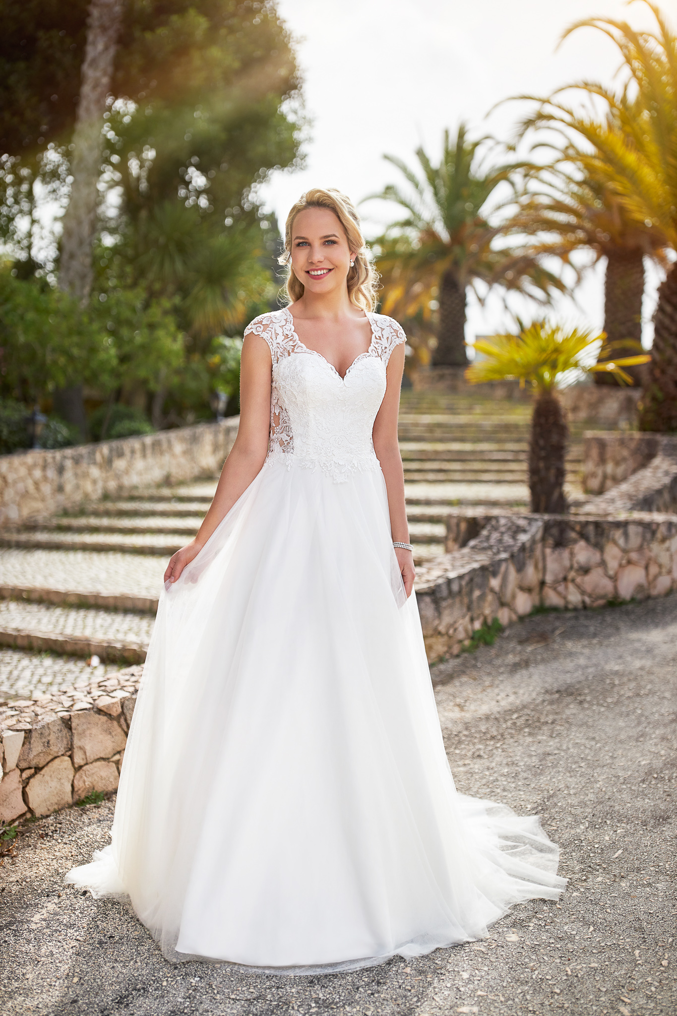 Immagini abiti da sposa on sale particolari