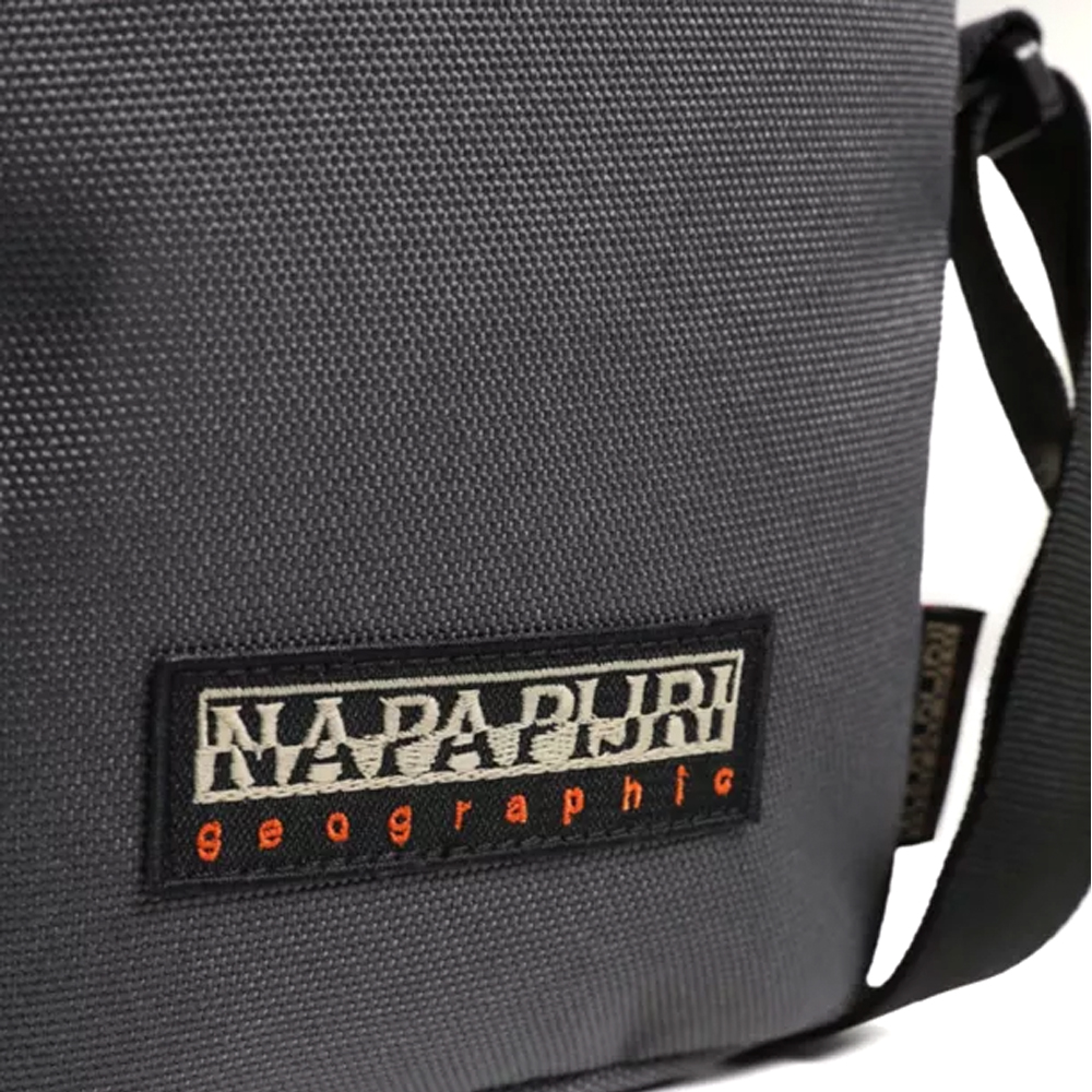 Napapijri tracolla on sale