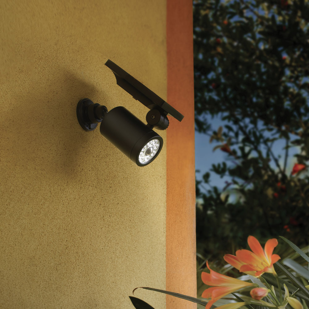 KIRA SPOT ORIENTABILE DA PARETE ESTERNO NERO 8W 6000K 