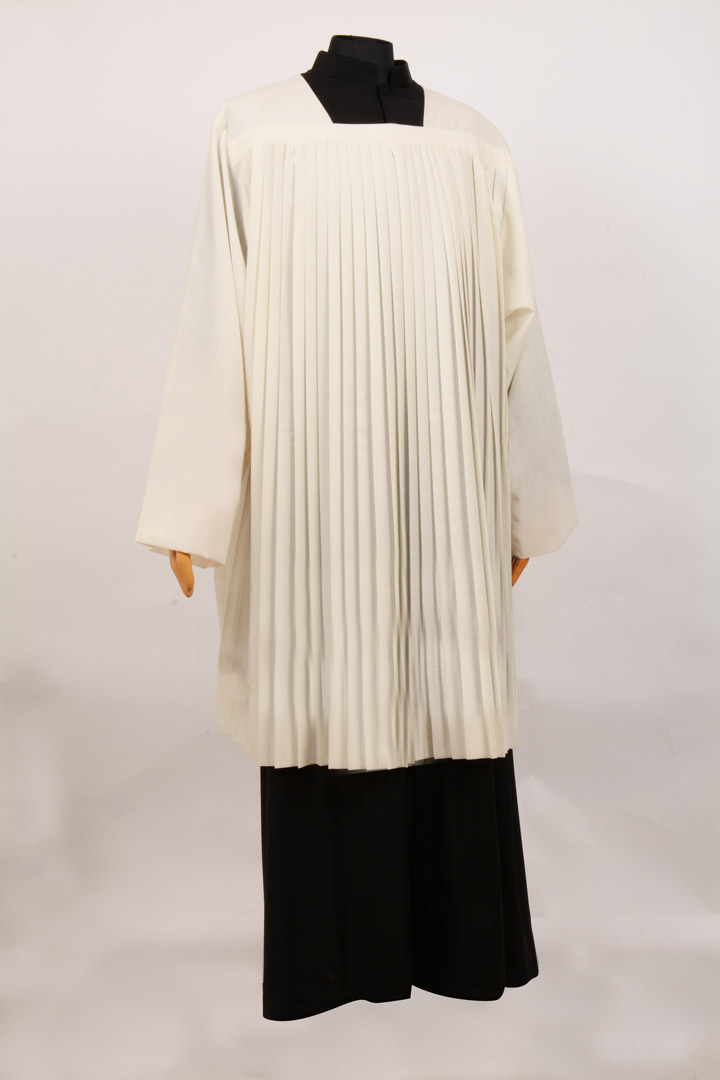 Rocchetto lavorazione a plissè ter. lana leggero avorio
