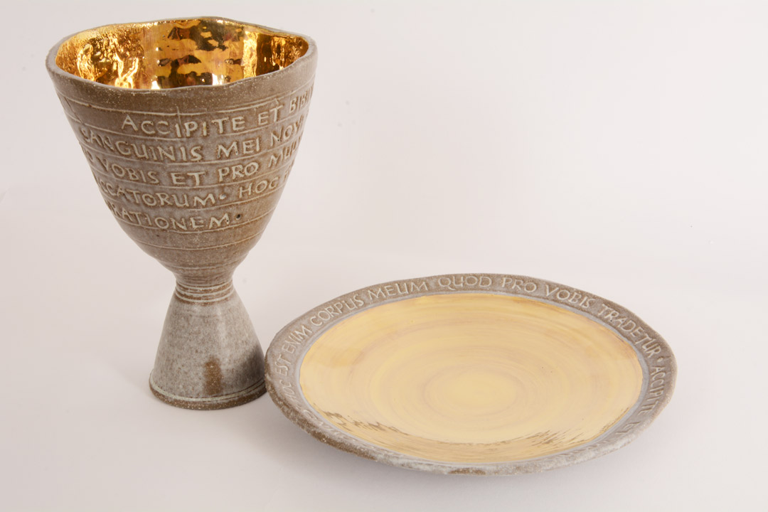 Calice con Patena in Ceramica 