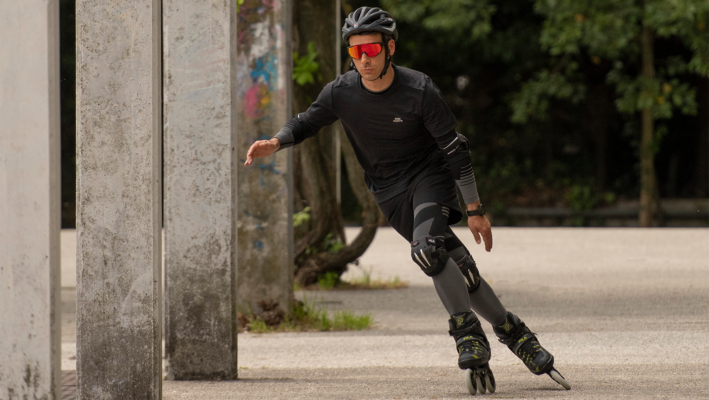 Patins Fila Skates Inline Legacy Comp 80 Lady Preto/Azul - Dinosale  Variedades