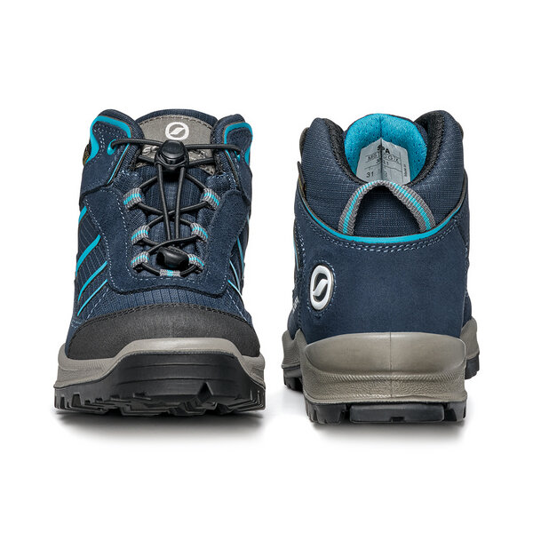 Scarpa mistral kid gtx trekking on trails and forests