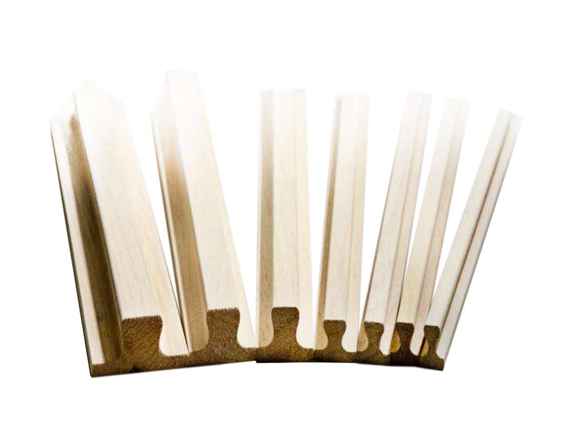 SAGOME in legno h. mm.25 x lunghezza 50 cm.