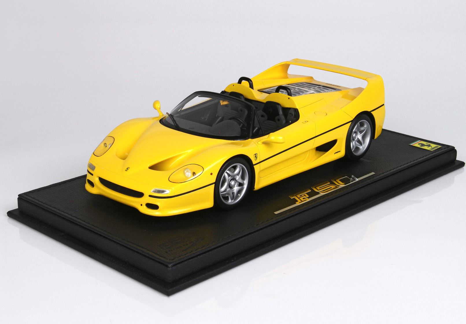 Modellino Auto Maisto 1/18 Ferrari F50 Spider