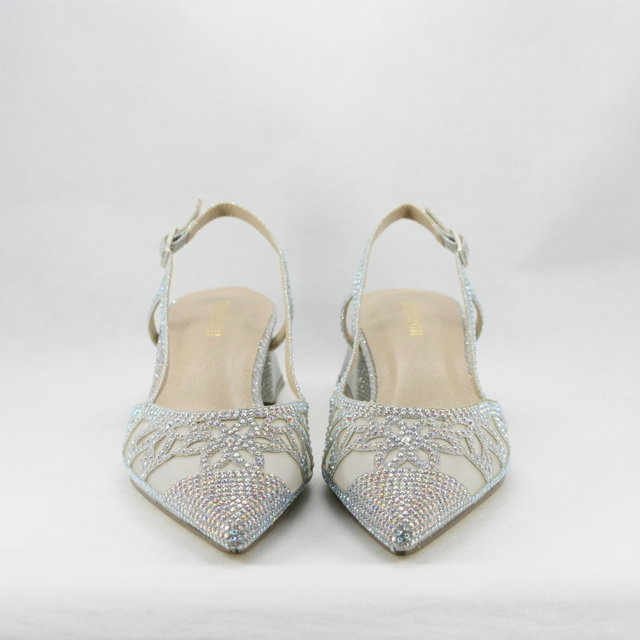 Scarpe cerimonia donna argento decorate con strass. Favole Abiti da Sposa e da Cerimonia con Sartoria