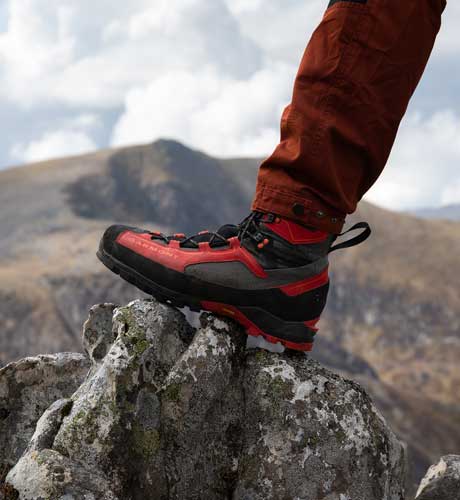 mountaineering boots