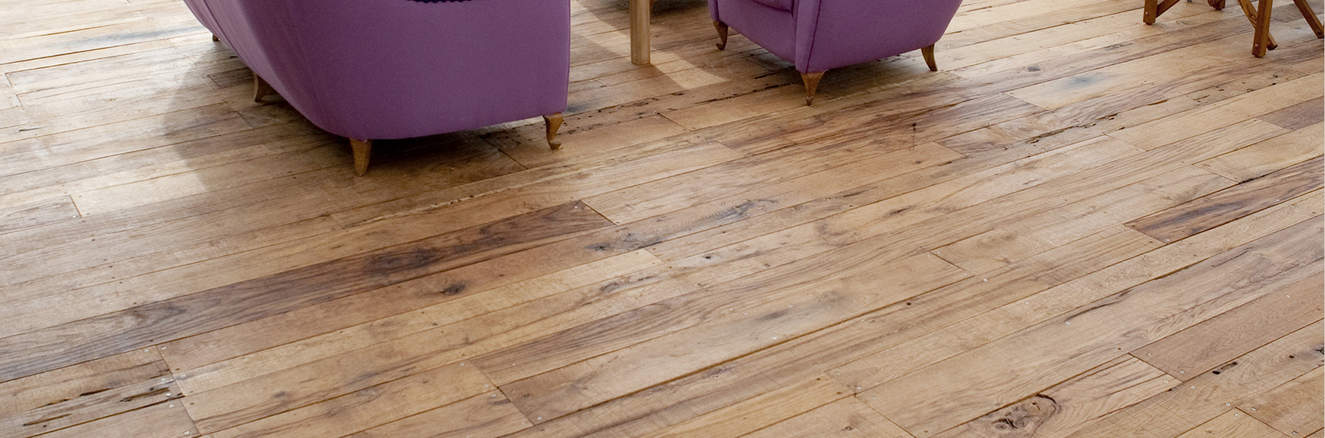 Il fascino del decking in legno per barche, navi e piscine
