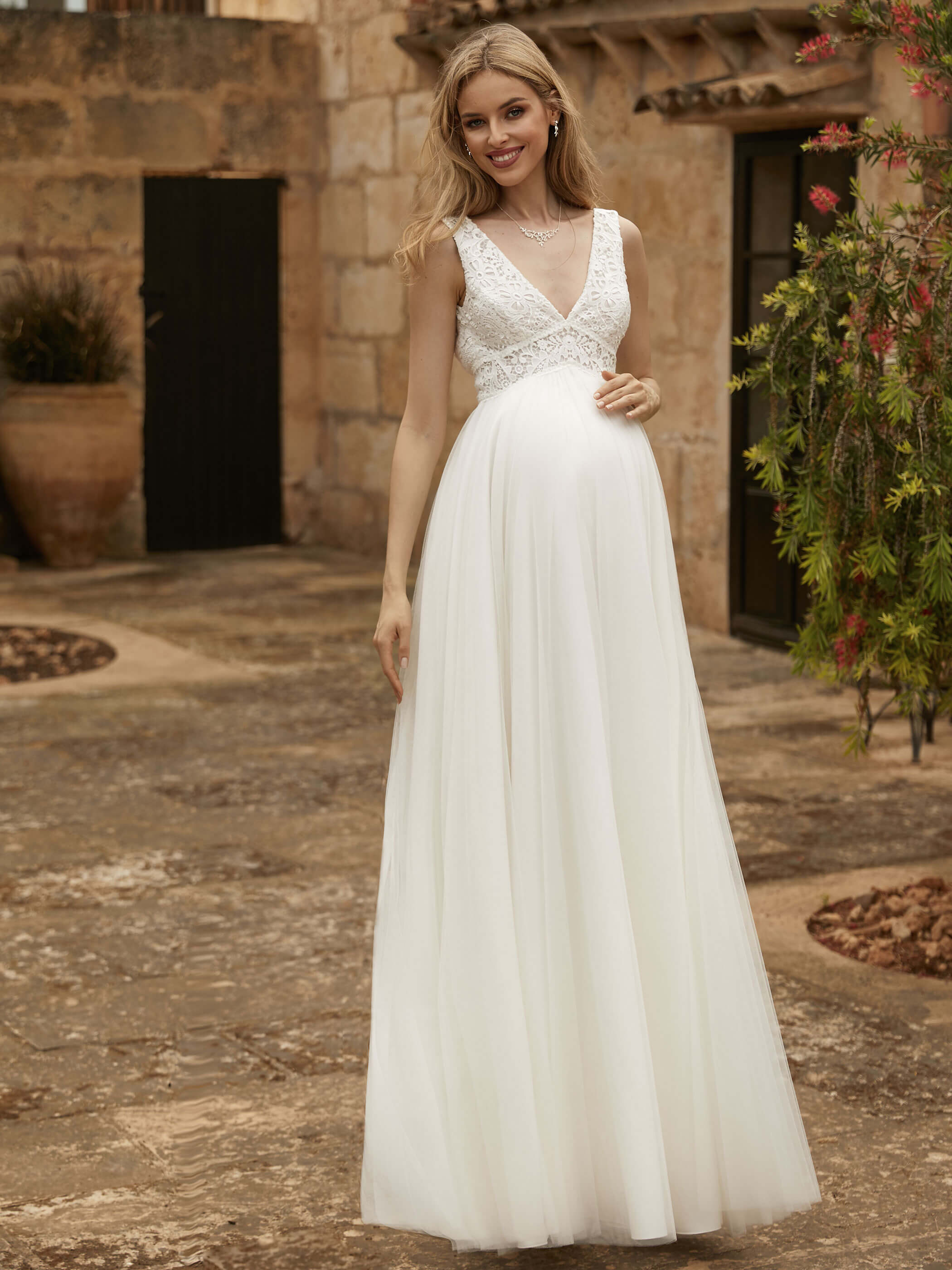 Abiti da sposa hot sale in dolce attesa