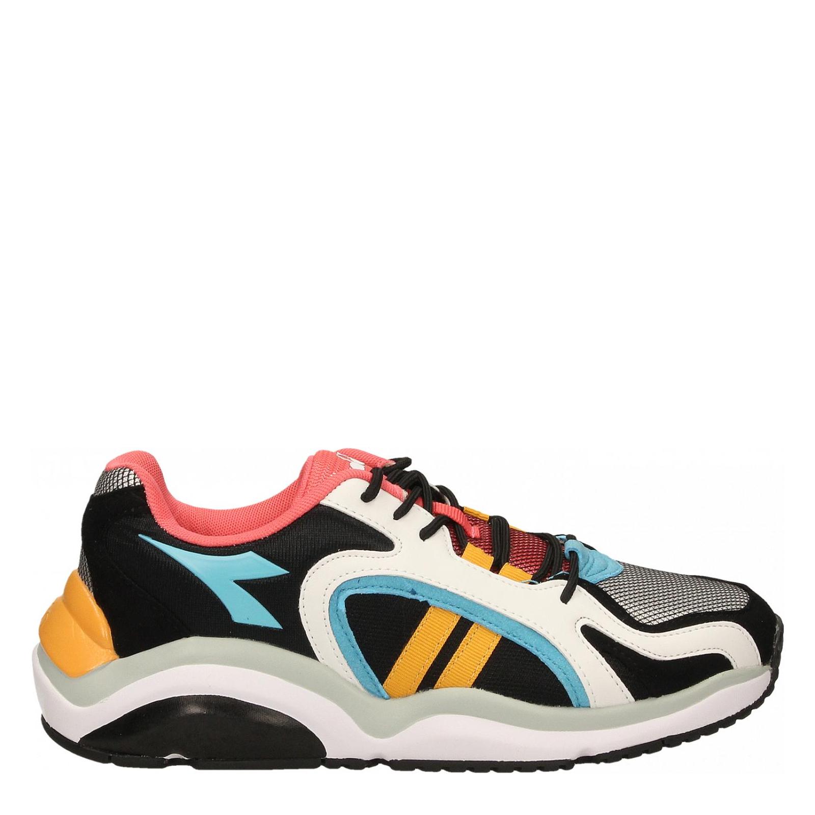 Diadora 2025 whizz 370