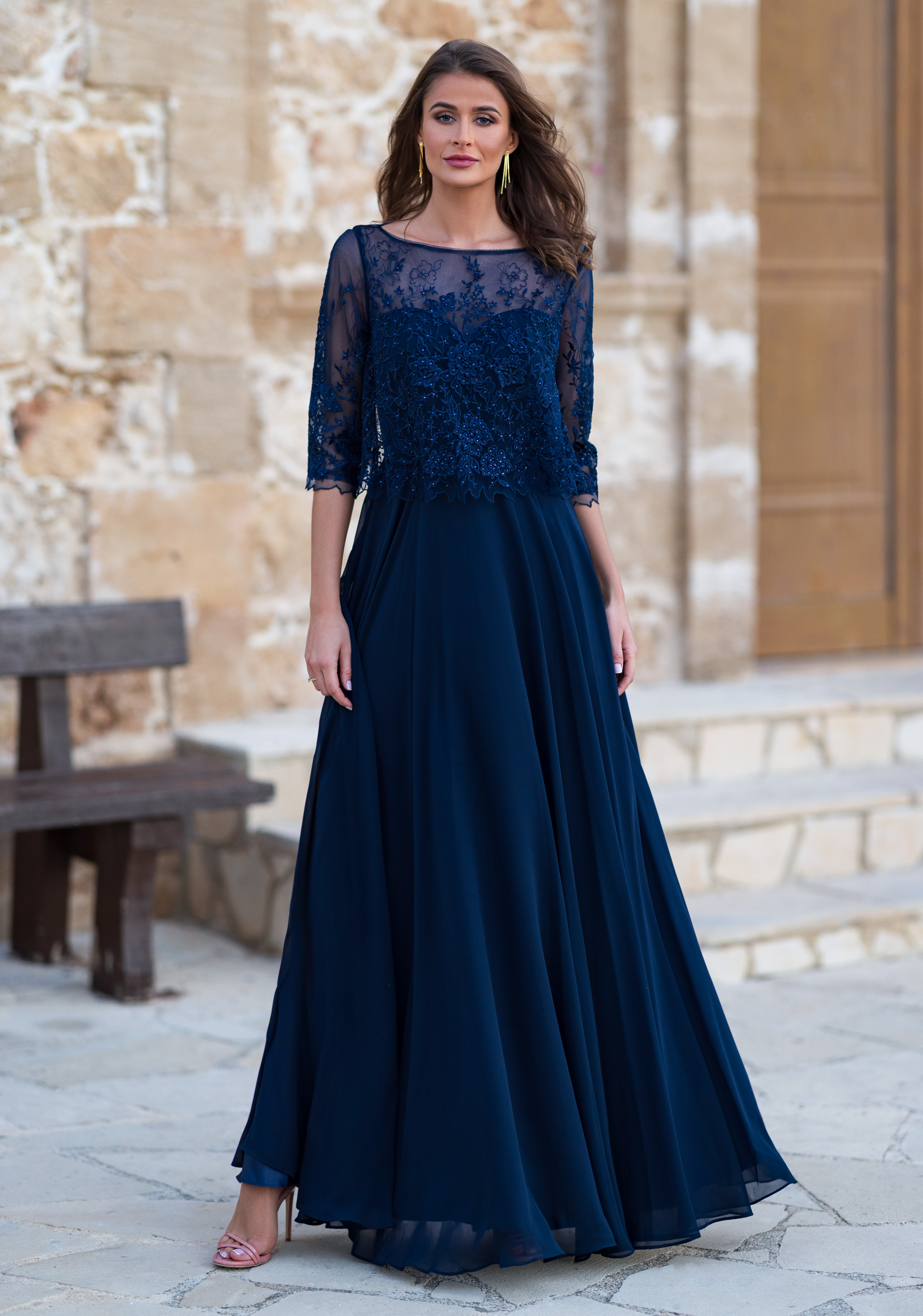 Abito cerimonia donna lungo blu con corpetto pizzo. Favole Abiti da Sposa e da Cerimonia con Sartoria