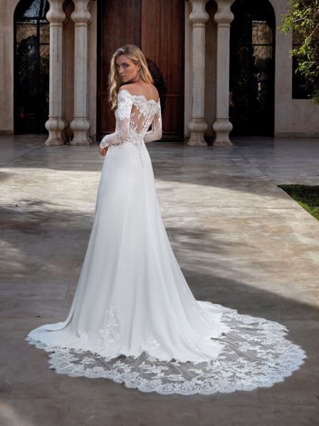 Abito sposa mod. BRIGITTA linea PRONOVIAS. Favole Abiti da Sposa e da Cerimonia con Sartoria