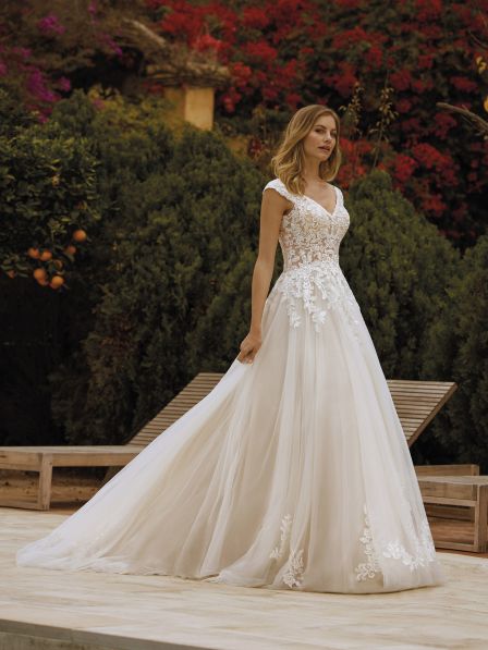 Abito sposa mod. LENKOIS linea PRONOVIAS, Favole