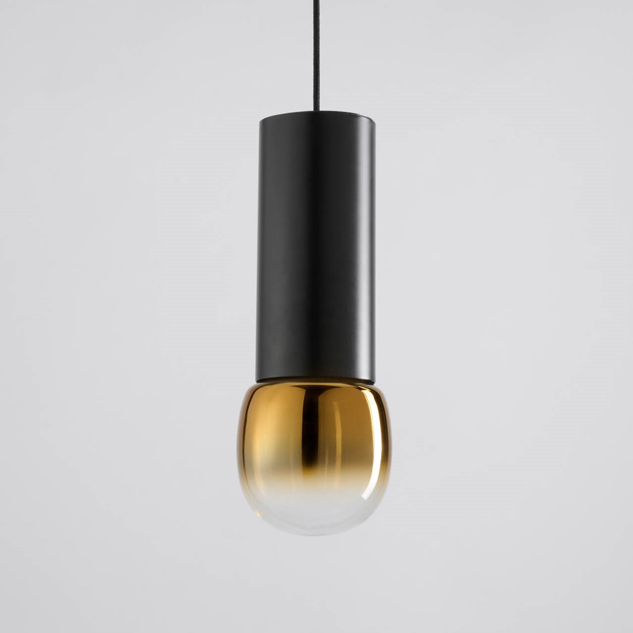 MODIGLIANI SOSPENSIONE BASE A LED INTEGRATO SMALL NERO 8W 3000K DIMMERABILE + DIFFUSORE IN VETRO SMALL ORO