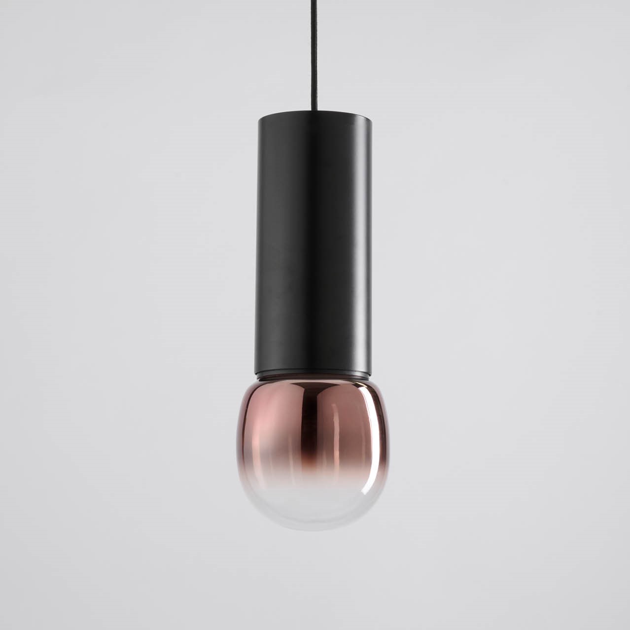 MODIGLIANI SOSPENSIONE BASE A LED INTEGRATO SMALL NERO 8W 3000K DIMMERABILE + DIFFUSORE IN VETRO SMALL ORO ROSA