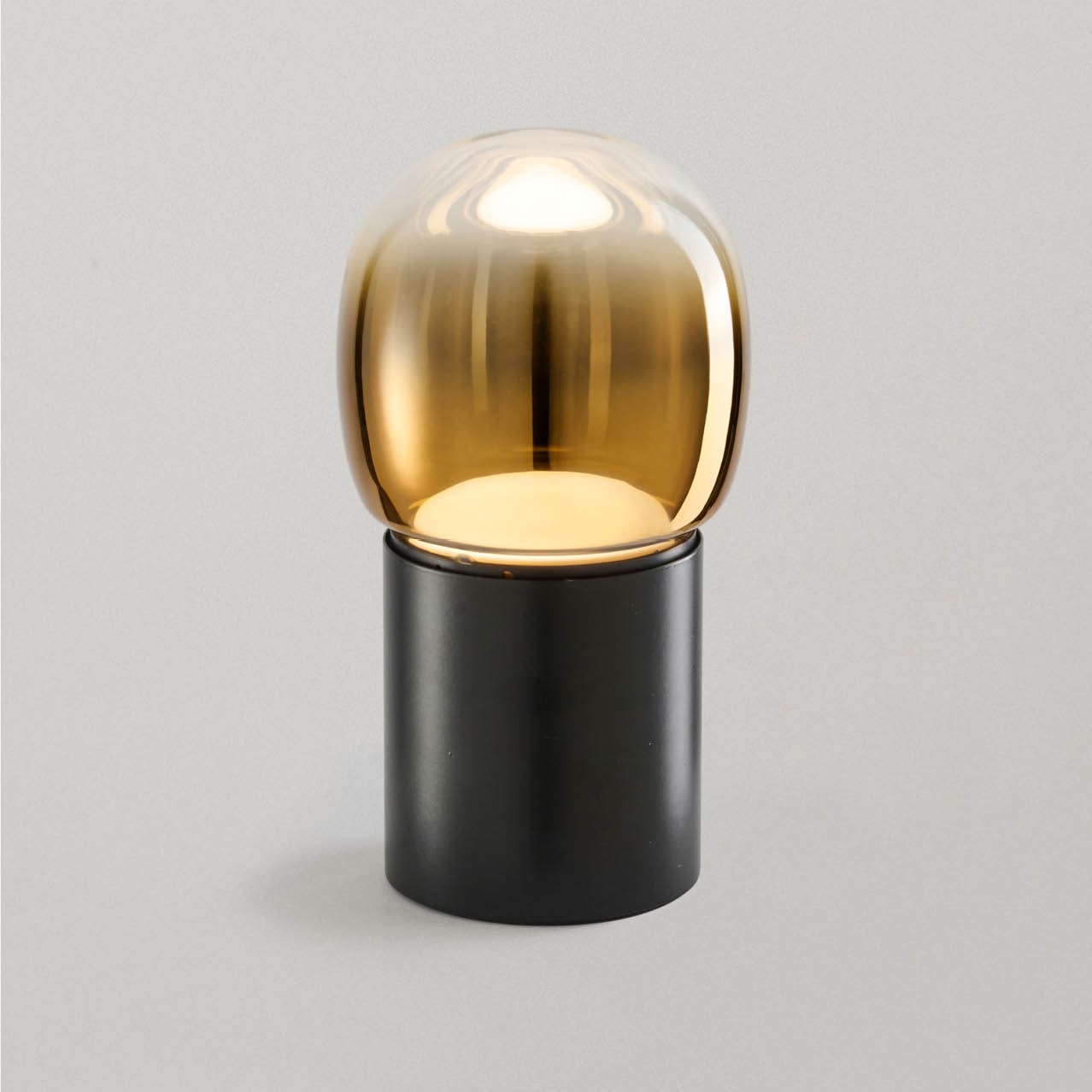 MODIGLIANI DA TAVOLO BASE A LED INTEGRATO SMALL NERO 8W 3000K DIMMERABILE + DIFFUSORE IN VETRO SMALL ORO