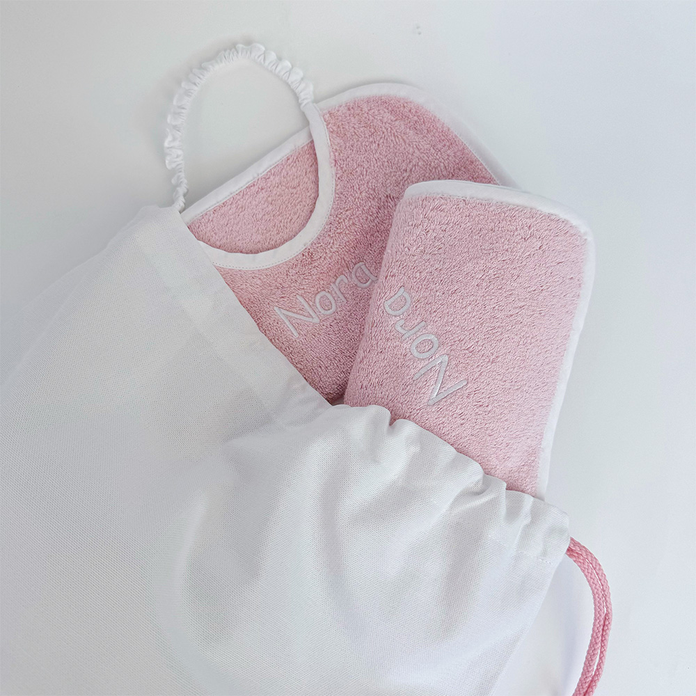 Set Asilo: Bavaglino + Asciugamano + Zainetto 