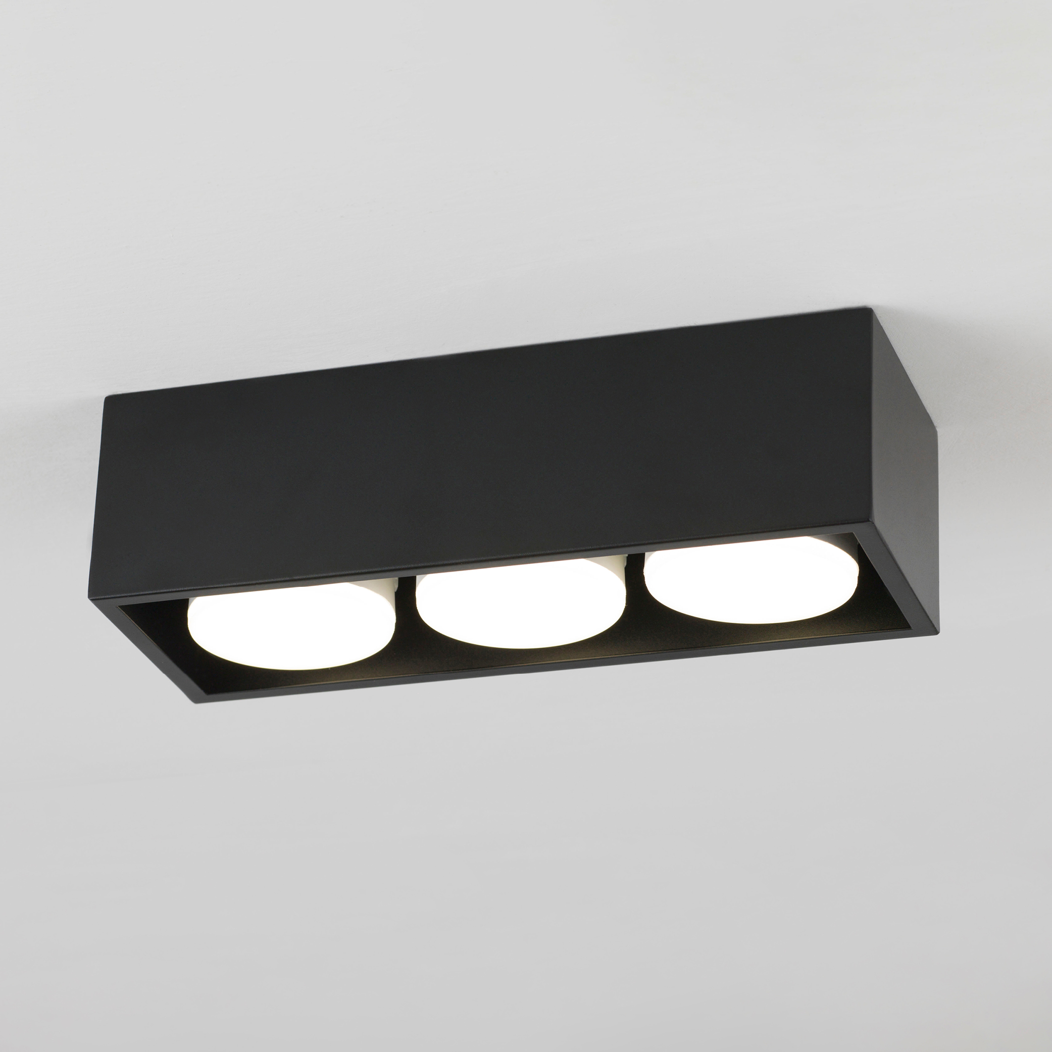 CAGE PLAFONIERA TRIPLA NERO 3X12W GX53