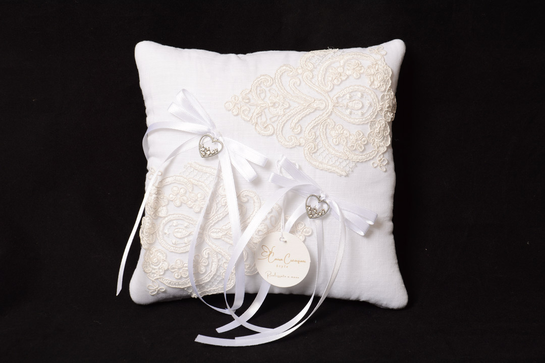 Cuscino per fedi nunziali