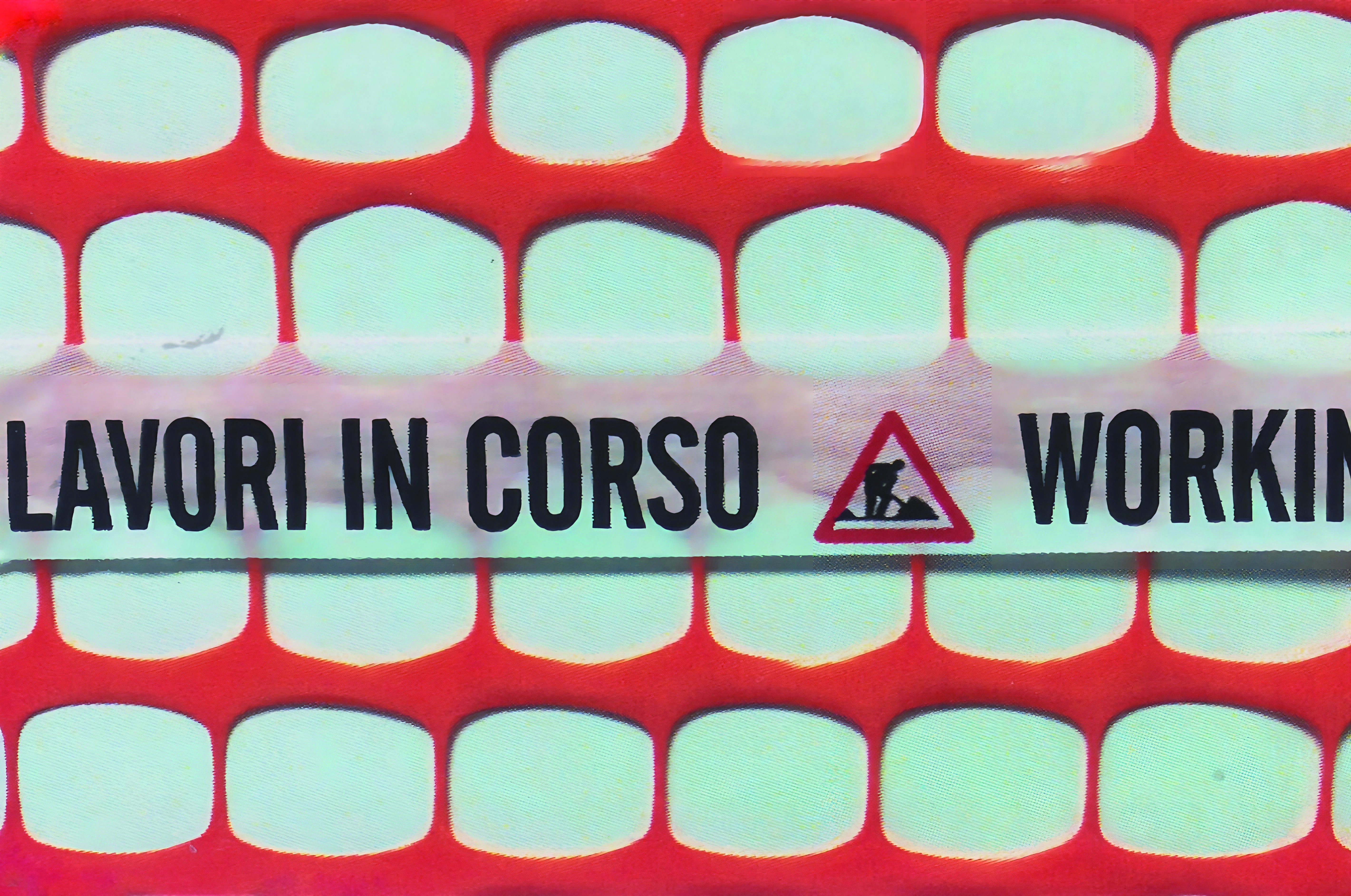 Image of RETE PER CANTIERE MT.50 rossoIL PLUS FASCIA LAVORI IN CORSO col. Arancio H. cm. 100 50.00 metri