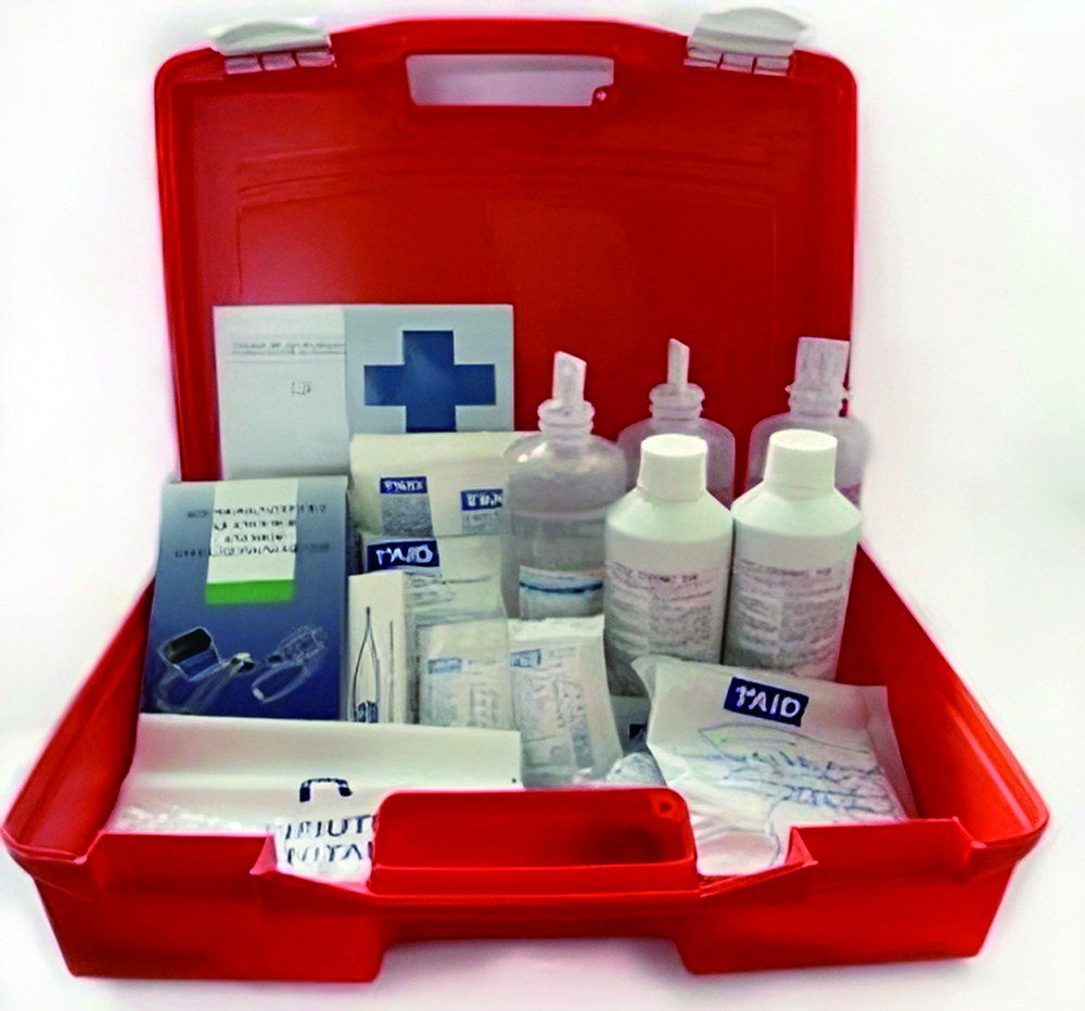 Image of VALIGETTA PRONTO SOCCORSO IN POLIPROPILENE cm. 40x13x29,5 h col. Arancio - ALLEG.1