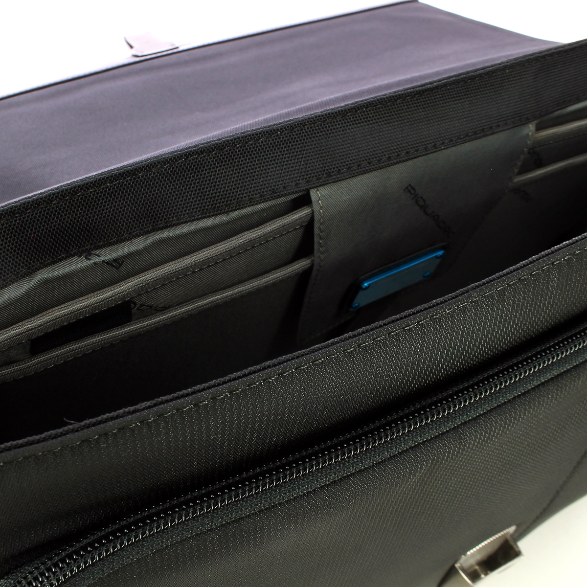 Piquadro CARTELLA PORTA PC ESPANDIBILE CON PATTA CHEV NERO CA3111P16