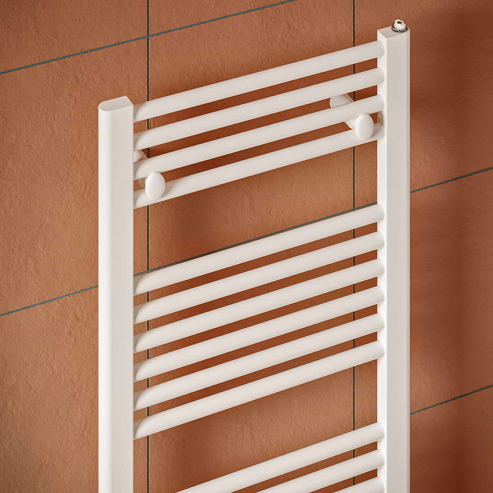 Irsap Ares series hydraulic bathroom radiator H146.2x58 wheelbase 55cm White