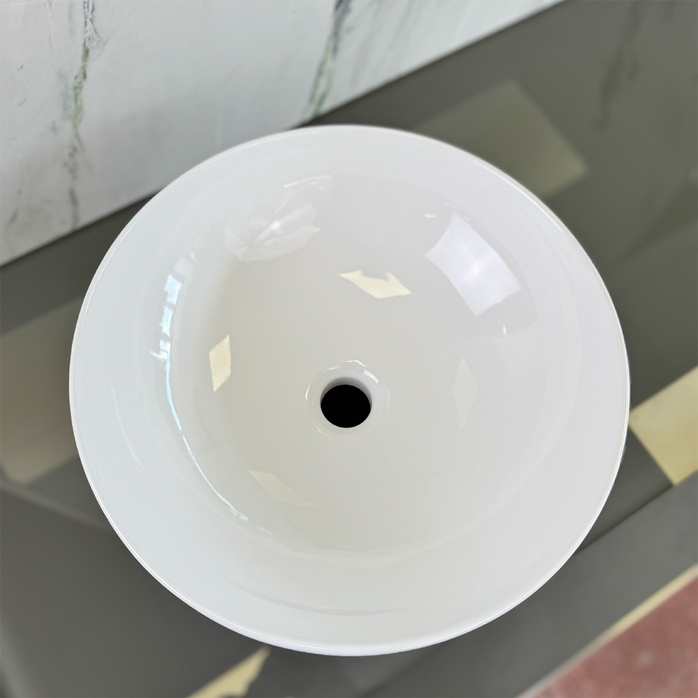 Hatria HAPPY HOUR Countertop washbasin 06:00 Slim ceramic glossy white