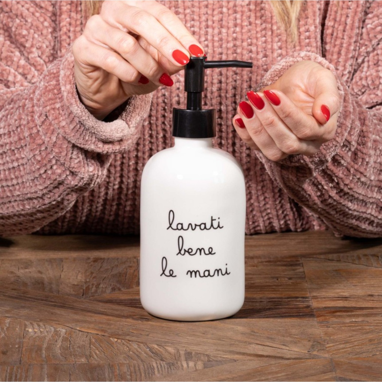 Dosasapone in gres Lavati Bene le Mani