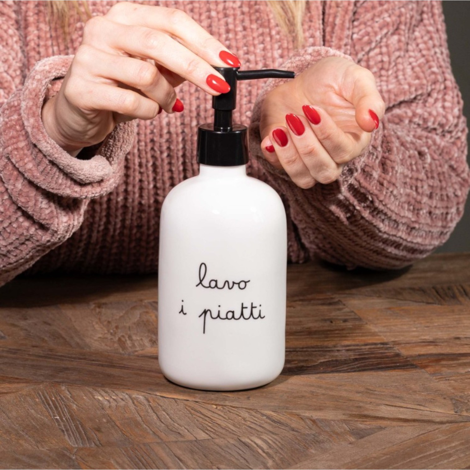 Dosasapone in gres Lavo i Piatti