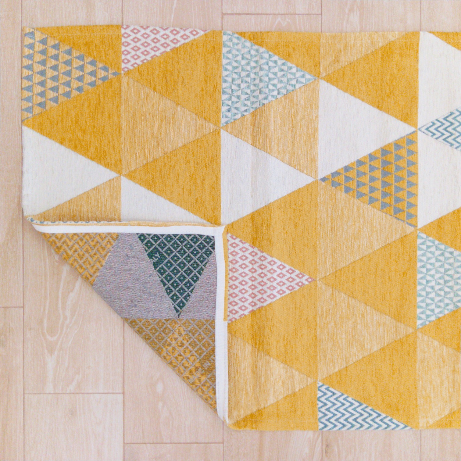 Tappeto Triangoli antiscivolo - Senape