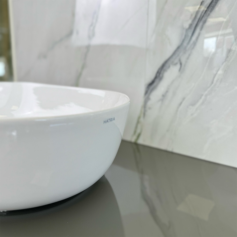 Hatria HAPPY HOUR Countertop Washbasin 12:00 Slim Ceramic White Gloss