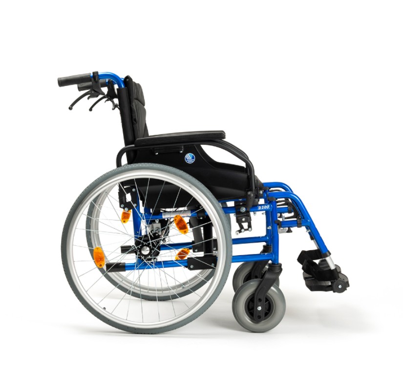 CARROZZINA PIEGHEVOLE LEGGERA D200