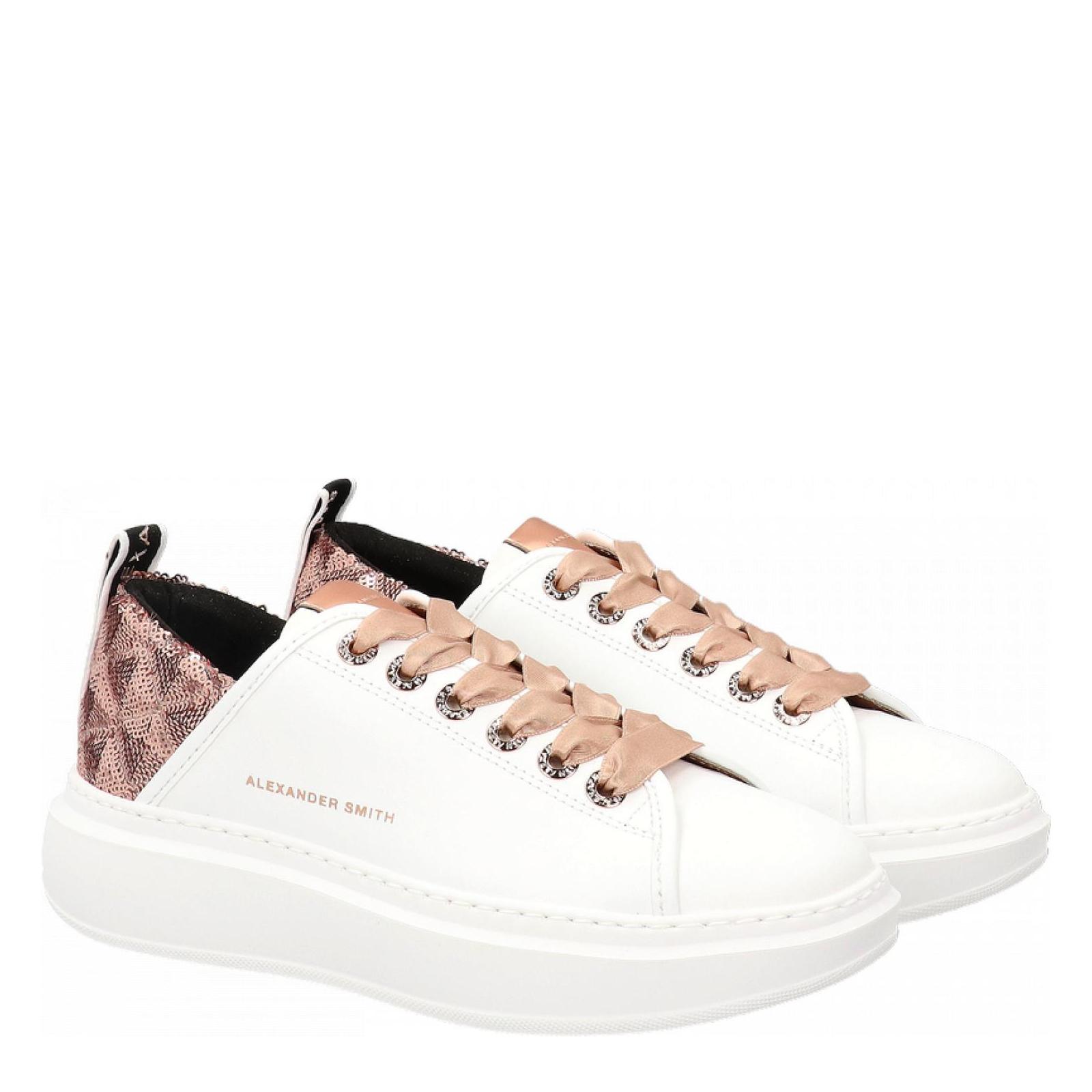 WEMBLEY white-copper