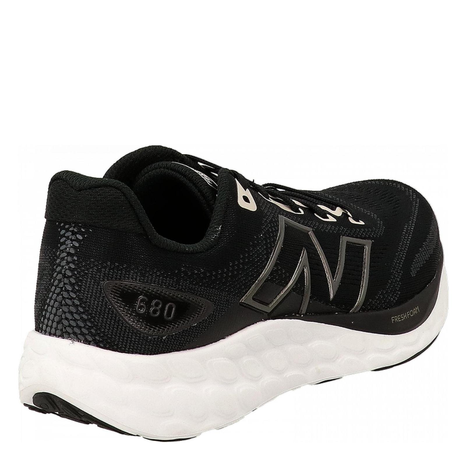 FRESH FOAM 680 V8 black