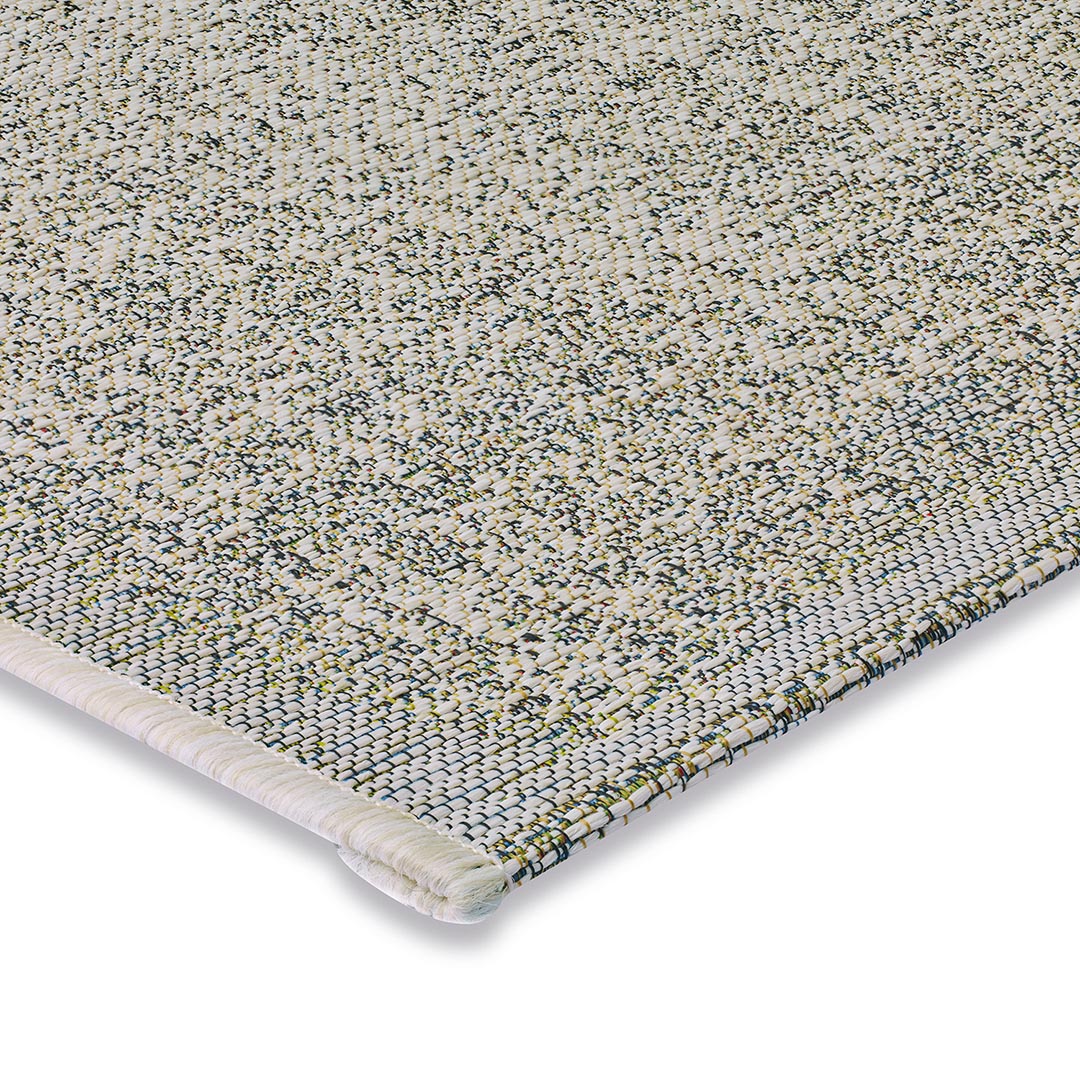 Tappeto Monocromatico MAYA IVORY: Eleganza Versatile per Ogni Ambiente