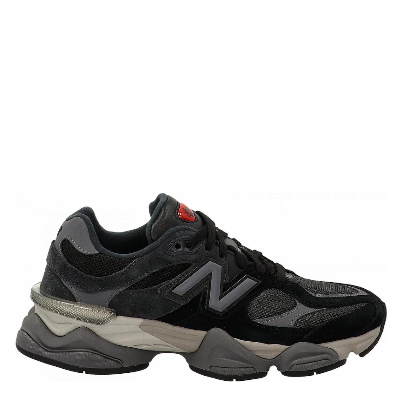 9060 black