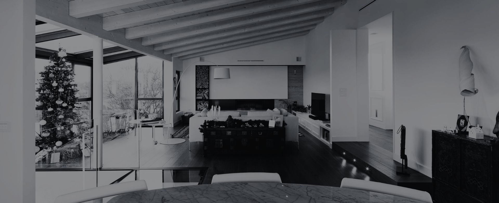 Pavimenti in legno, Mobili e Scala in legno e acciaio con pianerottoli in vetro   
