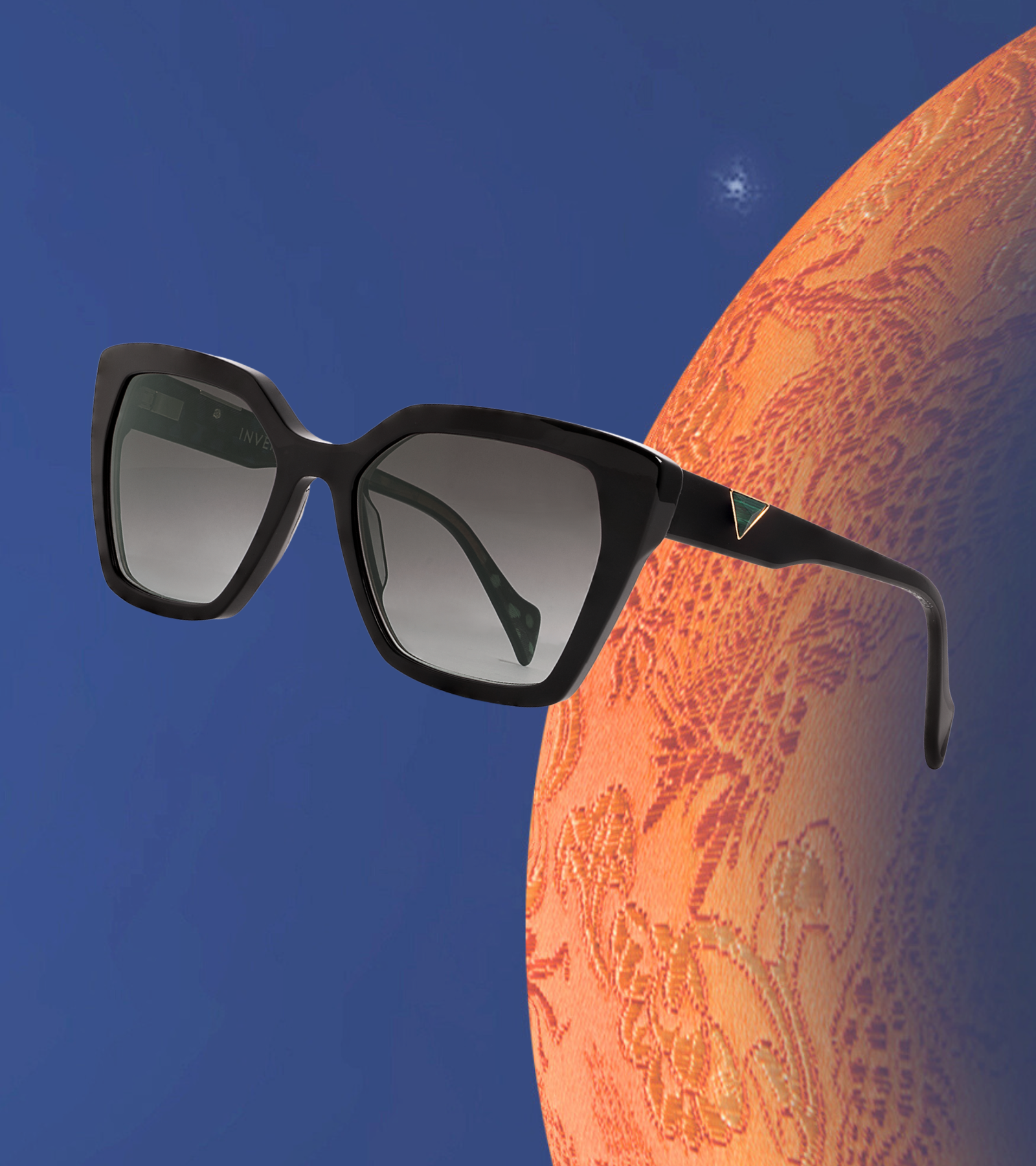 Model glasses Inverso