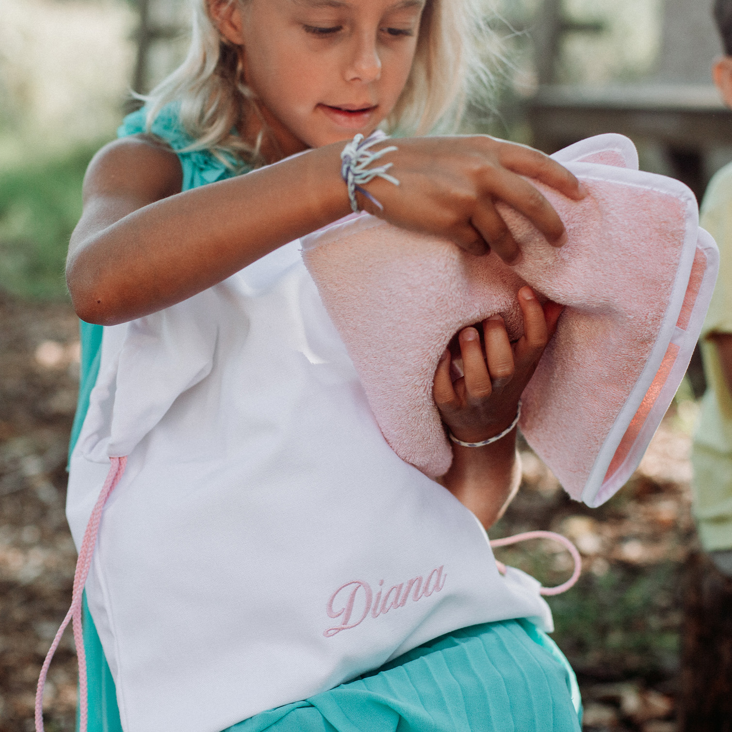 Set Asilo Bambù | Bavaglino + Asciugamano + Zainetto 